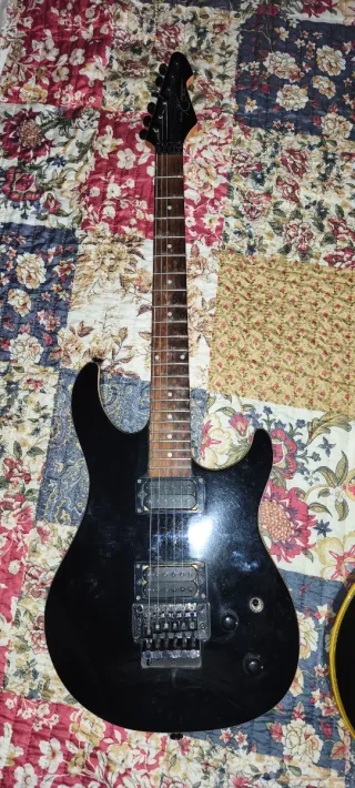 Guitarra Peavey Predator EXP Plus