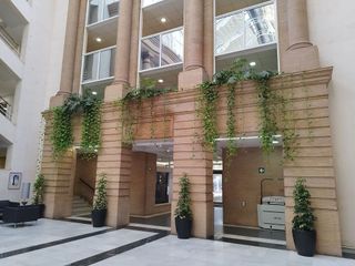 Oficina en alquiler en La Buhaira en Sevilla