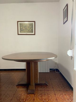 Mesa redonda extensible de madera