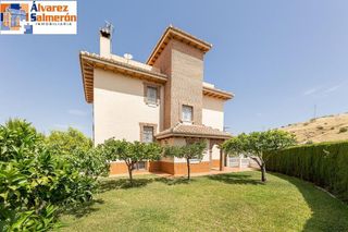 Chalet en venta en Huétor Vega