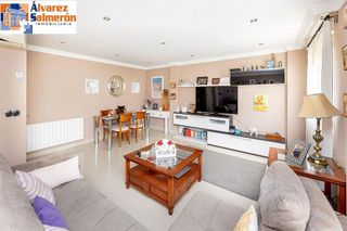 Chalet en venta en Huétor Vega