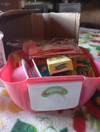 Cocinita de mesa rosa 40 piezas