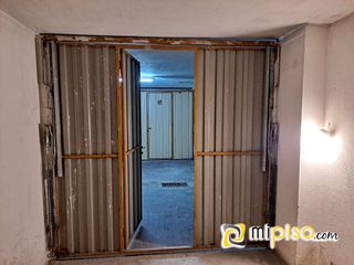 Garaje en venta en Santoña