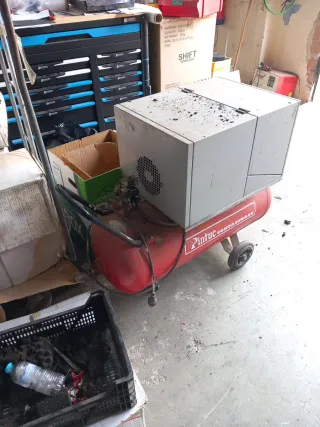 Compresor Insonorizado 100L 2 Cilindros