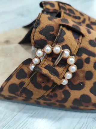 Zuecos Animal Print Talla 40