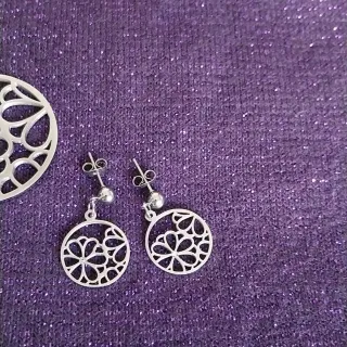 Conjunto collar y pendientes de acero rodiado