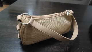 Bolso de hombro beige