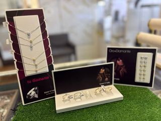 Collares y Pendientes Oro y Plata