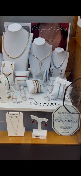 Collares y Pendientes Oro y Plata