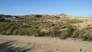 Parcela urbanizable de 7.575 m² en Abanilla