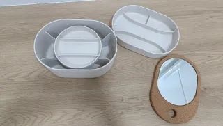 Neceser maquillaje con espejo y compartimento