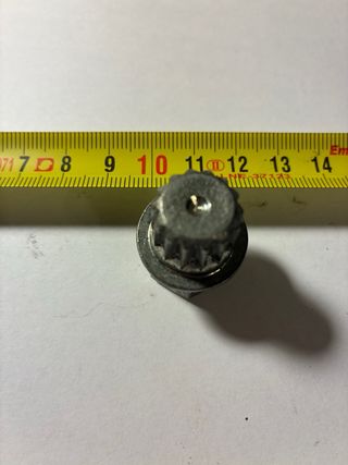 Cuatro Tornillos Antirrobo VAG (Grupo Volkswagen)