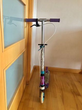 Patinete infantil violeta y azul 6-9 años