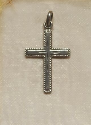 Cruz de plata