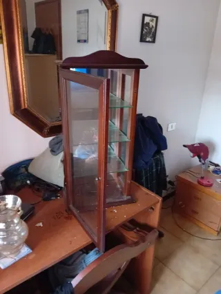 Mobiletto vetrina in legno e vetro