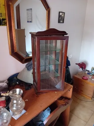 Mobiletto vetrina in legno e vetro