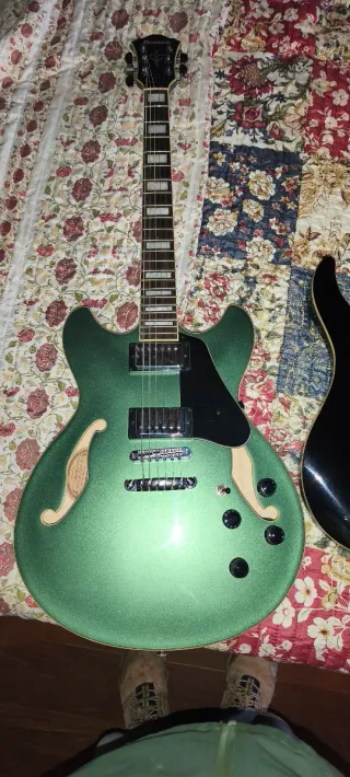 Guitarra Ibanez Semi-Hueca Verde