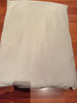 Cama para mascotas suave y cómoda