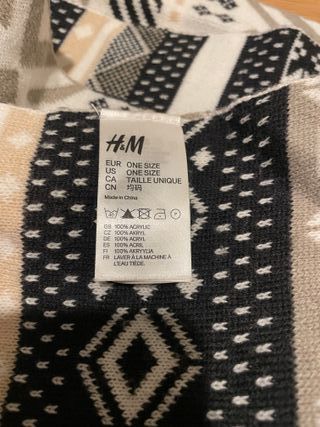 Sciarpa donna beige e nera con pompon