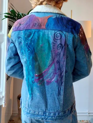 Chaqueta vaquera pintada a mano