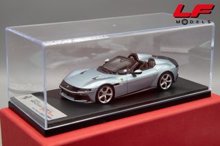 1:43 Ferrari 12 Cilindri Spider Celeste Looksmart