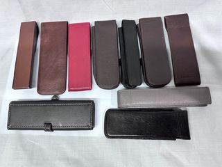 Set di astucci in pelle per penne/stilografiche