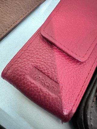 Set di astucci in pelle per penne/stilografiche