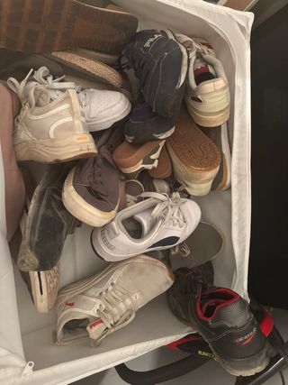 zapatos variados hombre y mujer