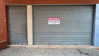 Local comercial en venta en Eixample Residencial en Roda de Barà