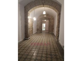 Local comercial en alquiler en El Gòtic en Barcelona