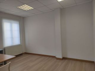 Oficina en alquiler en Centro - Ayuntamiento en Santander