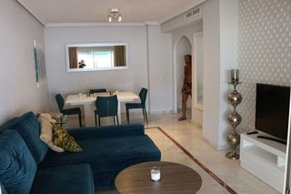 Piso en alquiler en Nueva Andalucía centro en Marbella