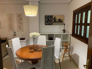 Piso en alquiler en La Calzada en Sevilla