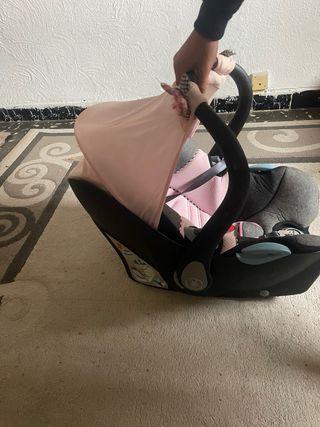 Silla de coche para bebé rosa