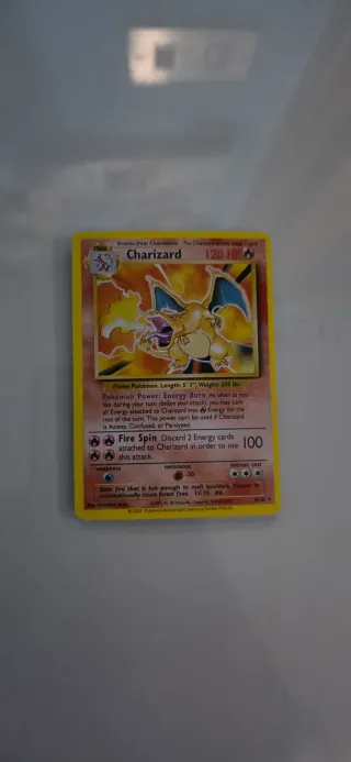 Carte Pokémon Charizard