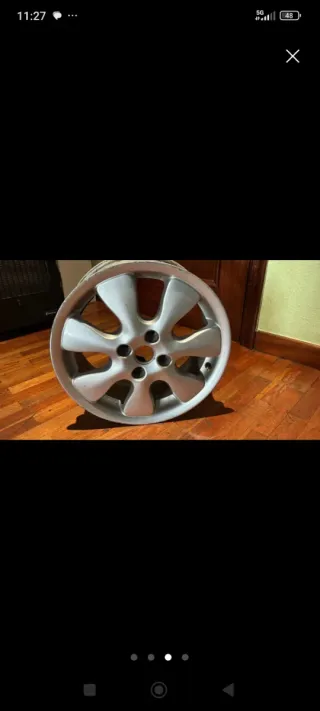 Llantas de aleación plateadas