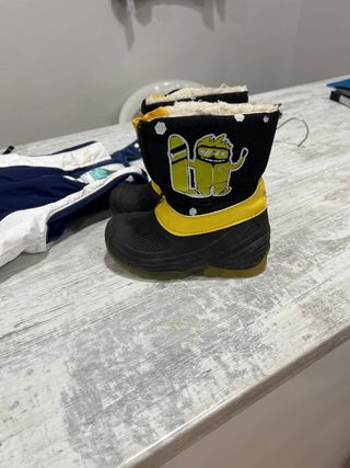 Botas de nieve infantiles número 25