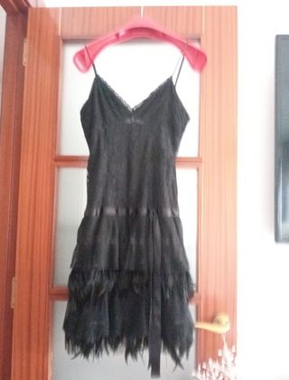 Vestido Mango Negro Tul y Encaje