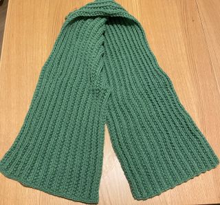 Sciarpa fatta a mano verde
