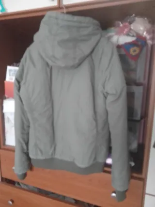 Giubbotto verde unisex con cappuccio