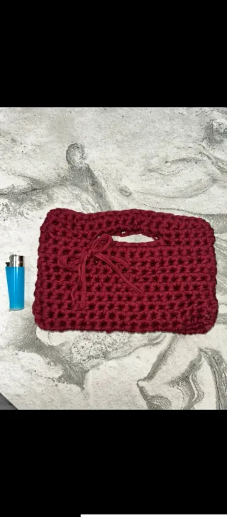 Bolso de crochet rojo