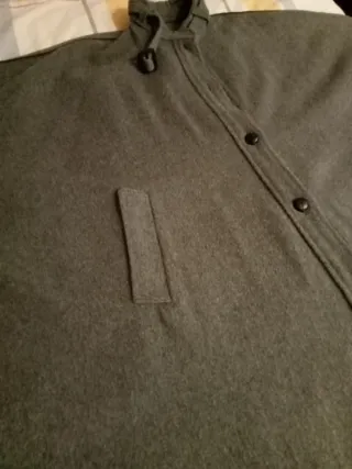 Capa vintage gris y vestido