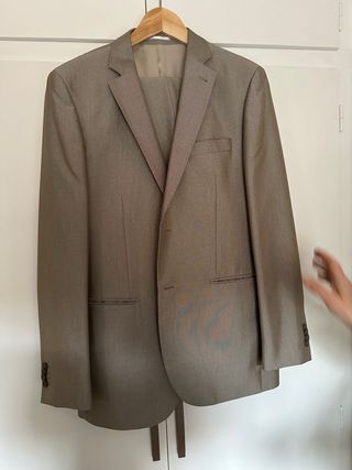 Traje de hombre DOC beige