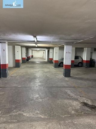 Garaje en alquiler en Camino de Ronda - Rosaleda en Granada