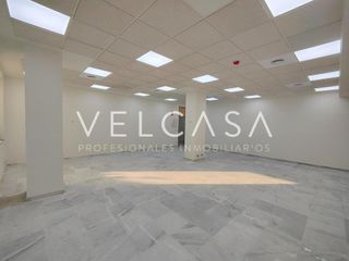 Oficina en alquiler en El Cano - Los Bermejales en Sevilla