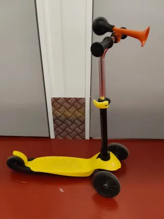 Patinete infantil 3 ruedas amarillo