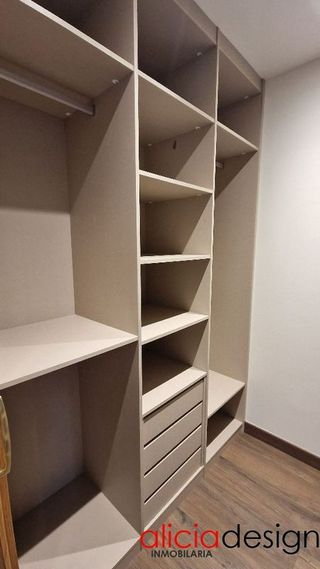 Piso en alquiler en Zona Teatro Campoamor en Oviedo