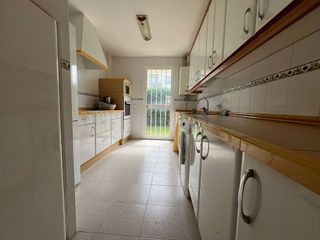 Casa adosada en venta en Umbrete