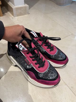 Zapatillas Karl Lagerfeld Talla 36