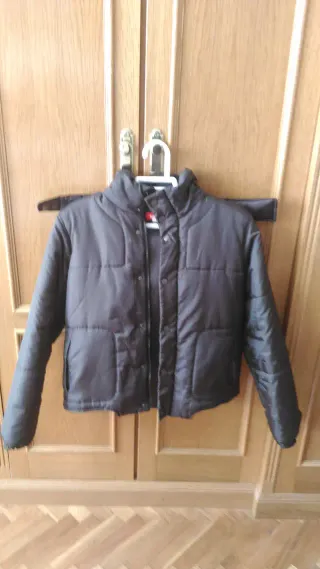 Lote 3 chaquetas: 1 de nieve, 2 anorak T. 42 - 44.